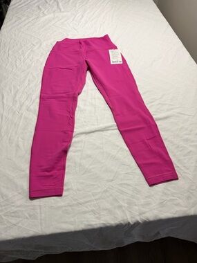 Lululemon women’s pink  Active Leggings